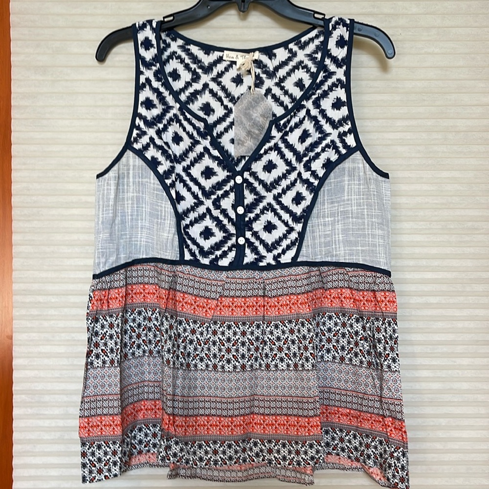 Hem and thread sleeveless floral color block top orange, and navy size M
